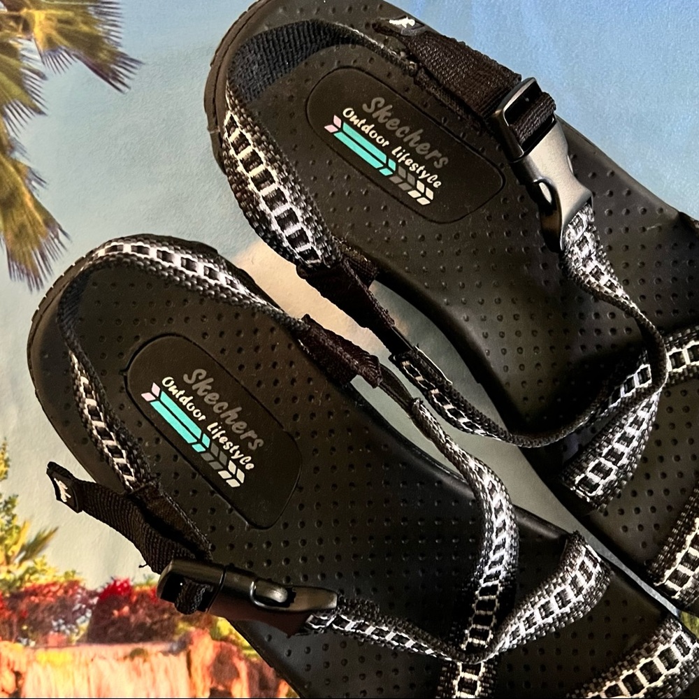 NIB Skechers Reggae “Kooky” Sandals Black Gray White, Size 10, Brand New w/ Tags - Picture 6 of 9